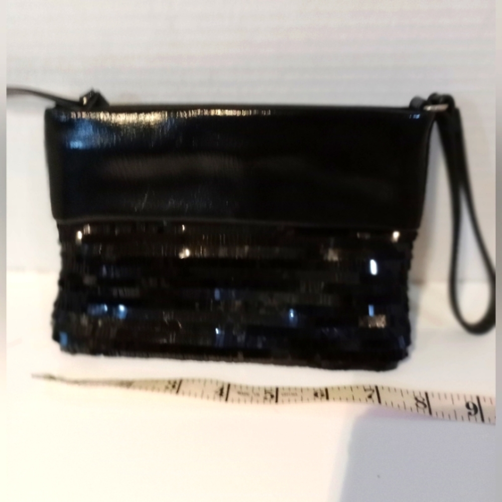 Simply Vera Vera Wang‎ Sequined Faux Leather Black Clutch Wristlet